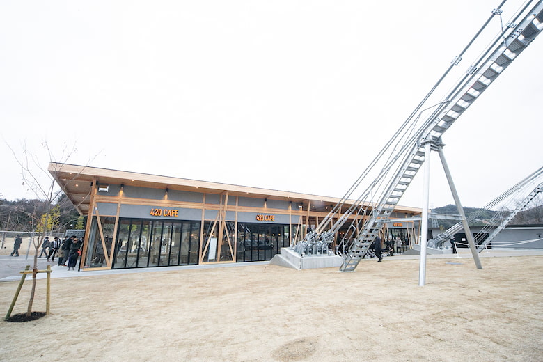 日本最長の歩行者専用吊り橋「GODA BRIDGE」開業