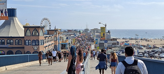 サンタモニカピア駐車場は90分無料ロサンゼルス観光つきらいふ in the