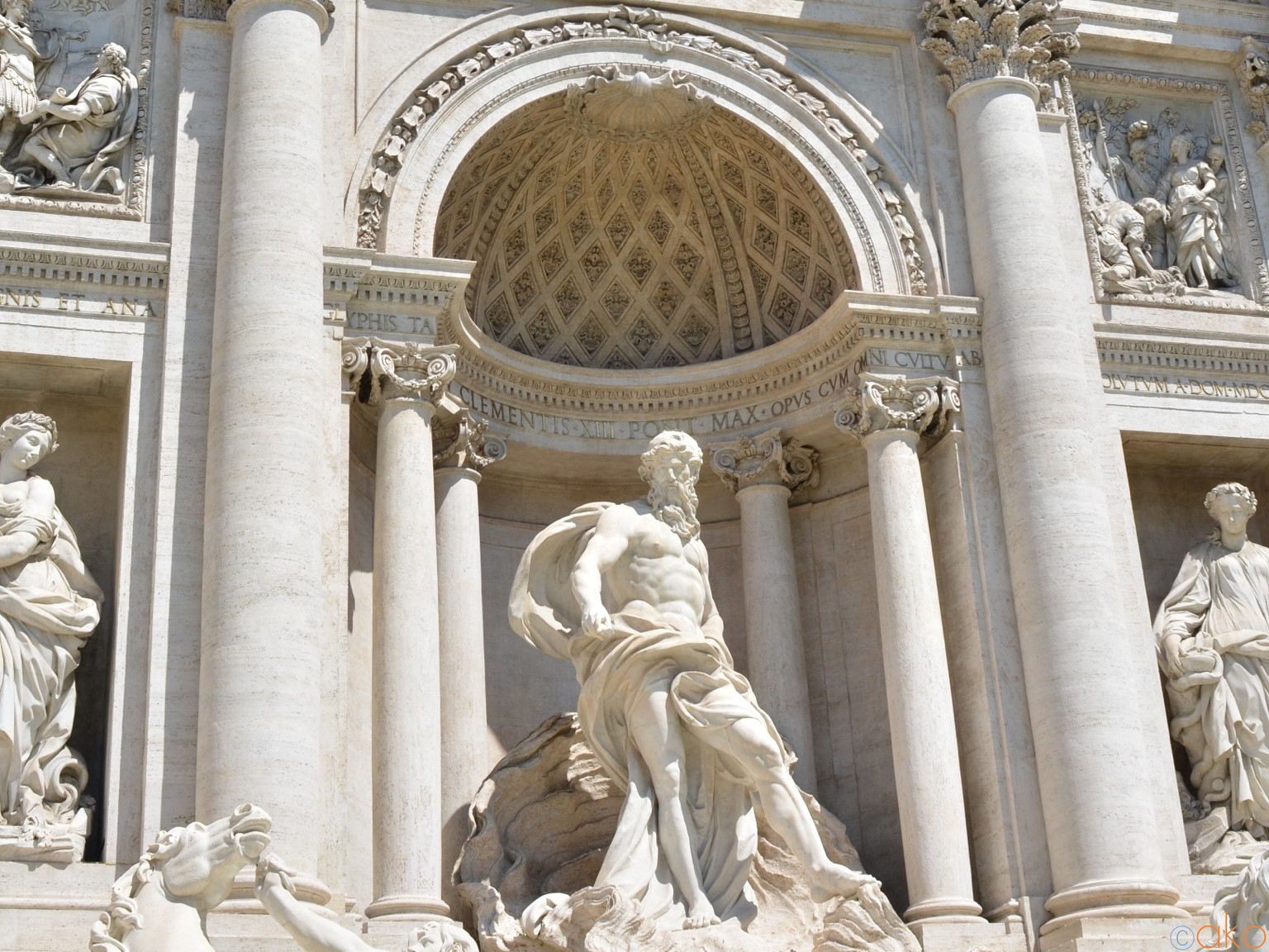 ローマの観光名所③：トレビの泉と楽しい秘話を紹介します by 現地ガイドアーモイタリア