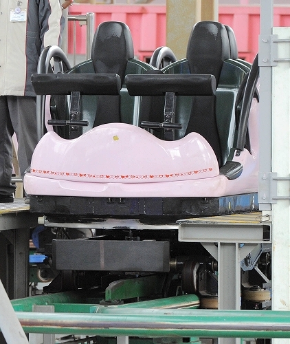 絶叫マシンで死亡事故＝吐瀉物に足を滑らせ転倒、機器のすき間に転落―四川省成都市