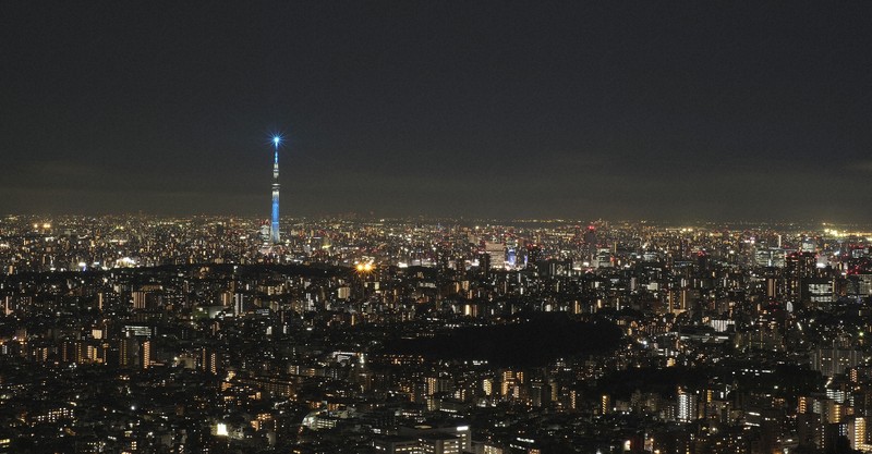 日本新三大夜景に選ばれた横浜夜景を見てほしい。 I want you to