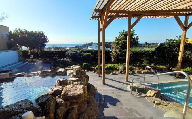 新アウトドアサウナ 『海が水風呂』勝浦の一棟貸し「THE VIBES