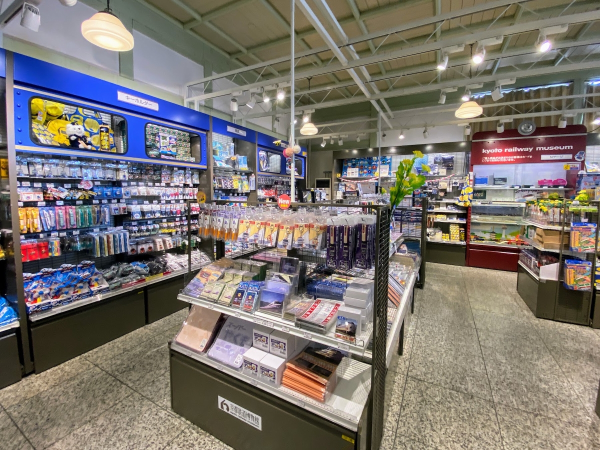 ミュージアムショップ TRAINIART