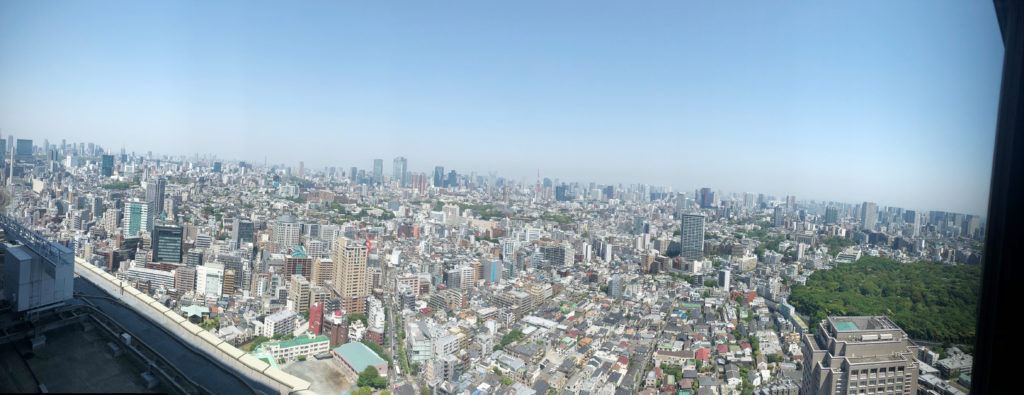 東京スカイツリーもあるけれど自分の中ではやっぱり東京のシンボルは東京タワーだと思う。 この赤と白のライトアップが一番好き。 ✼•• ••✼•• ••✼