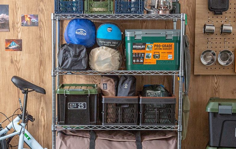 リアルキャンパーが厳選！キャンプグッズの収納に最適なスチールラック
