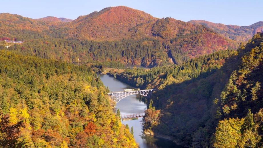 アーチ橋「第一只見川橋梁」と「只見線」の絶景を望むビューポイントGENIC編集部GENICジェニック