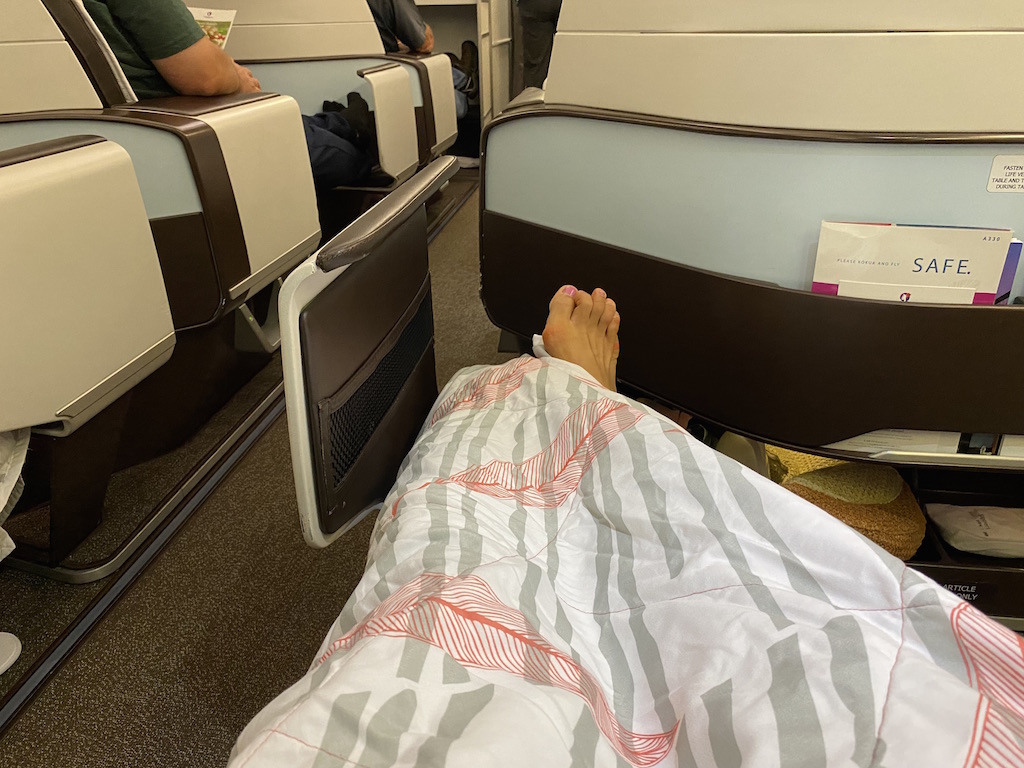 競争激化するハワイ フルフラット初導入のJAL、成田便選ぶ人も