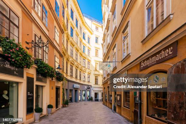 イタリア裏路地の写真素材 - PIXTA