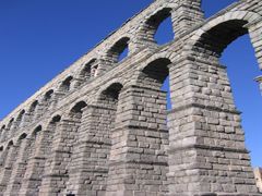 スペイン世界遺産：セゴビア旧市街とローマ水道橋海外旅行・海外ツアーは日本旅行