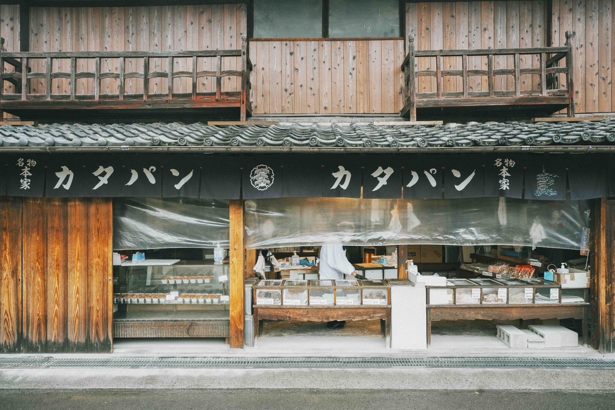 香川県善通寺市】明治由来の古い構造を持つ善通寺駅[前編] - 四国遍路情報サイト「四国遍路」