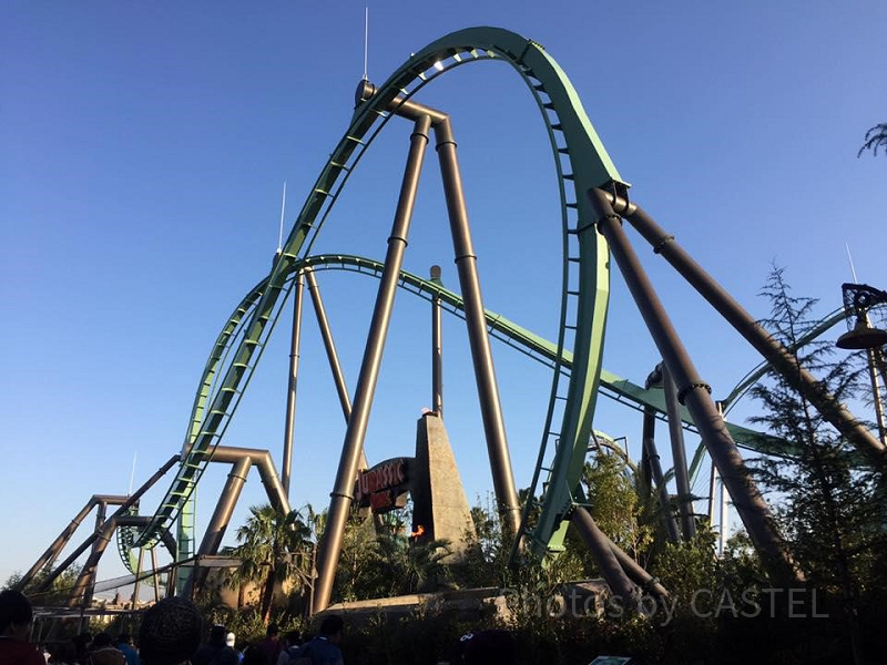 乗客乗せたコースターが停止車両に追突、甘い管理と夏の暑さでブレーキ不調日経クロステック xTECH