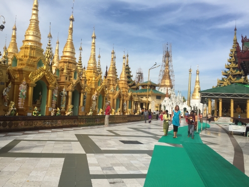 ミャンマー旅行記 ３ ：何度でも見たい！シュエダゴン・パゴダ -