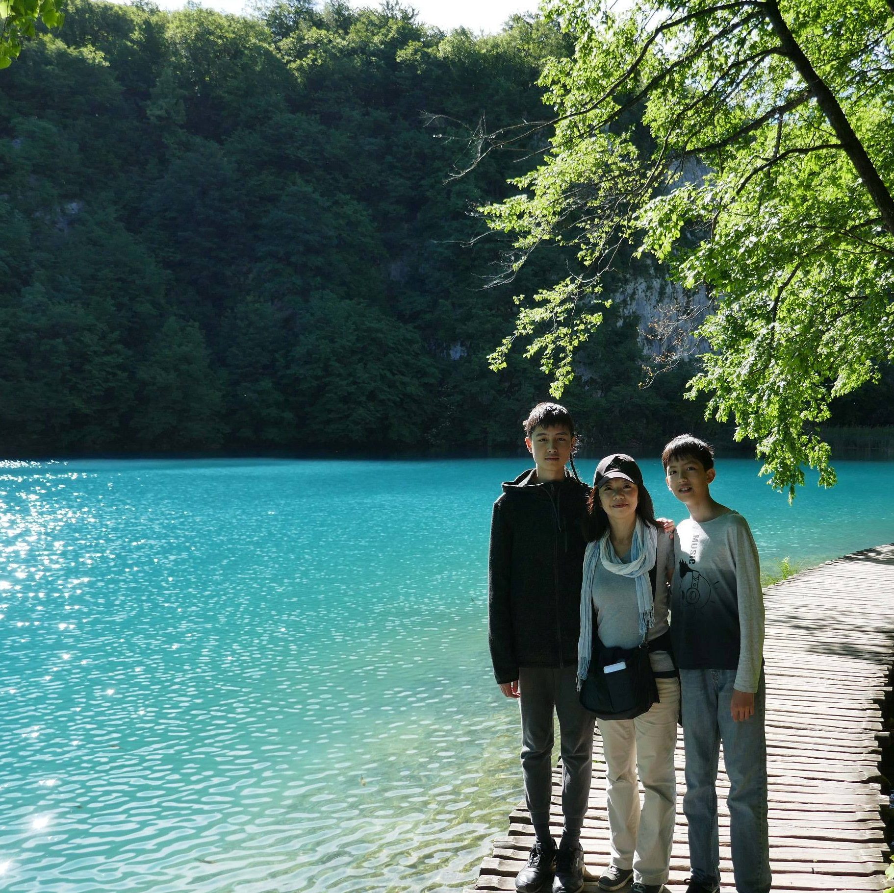 上湖と下湖 両方行った私のおすすめは上湖群！ プリトヴィッツェ湖群国立公園 – マダムひろこの