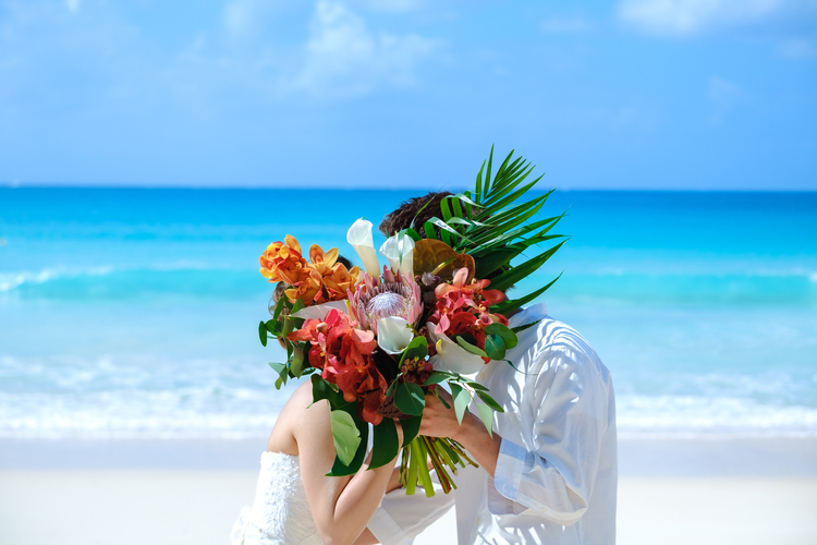 宮古島ビーチでフォトウェディングするなら Ushers' Photo沖縄・クリエイティブスタジオ