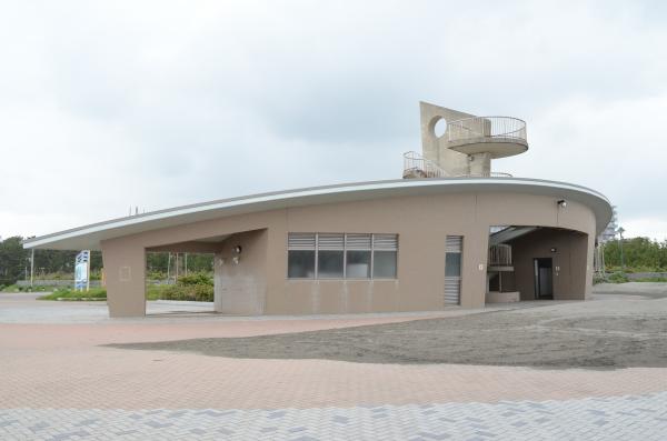 淡路島の大浜海水浴場 公園 で車中泊 -