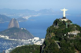 コルコバードのキリスト像 リオデジャネイロ・ブラジル - エイリアン、地球を行く