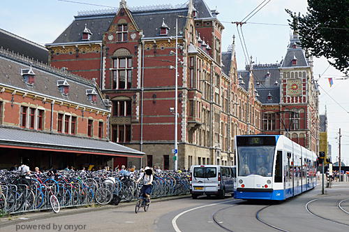 東京駅のモデル？ アムステルダム中央駅 オランダ