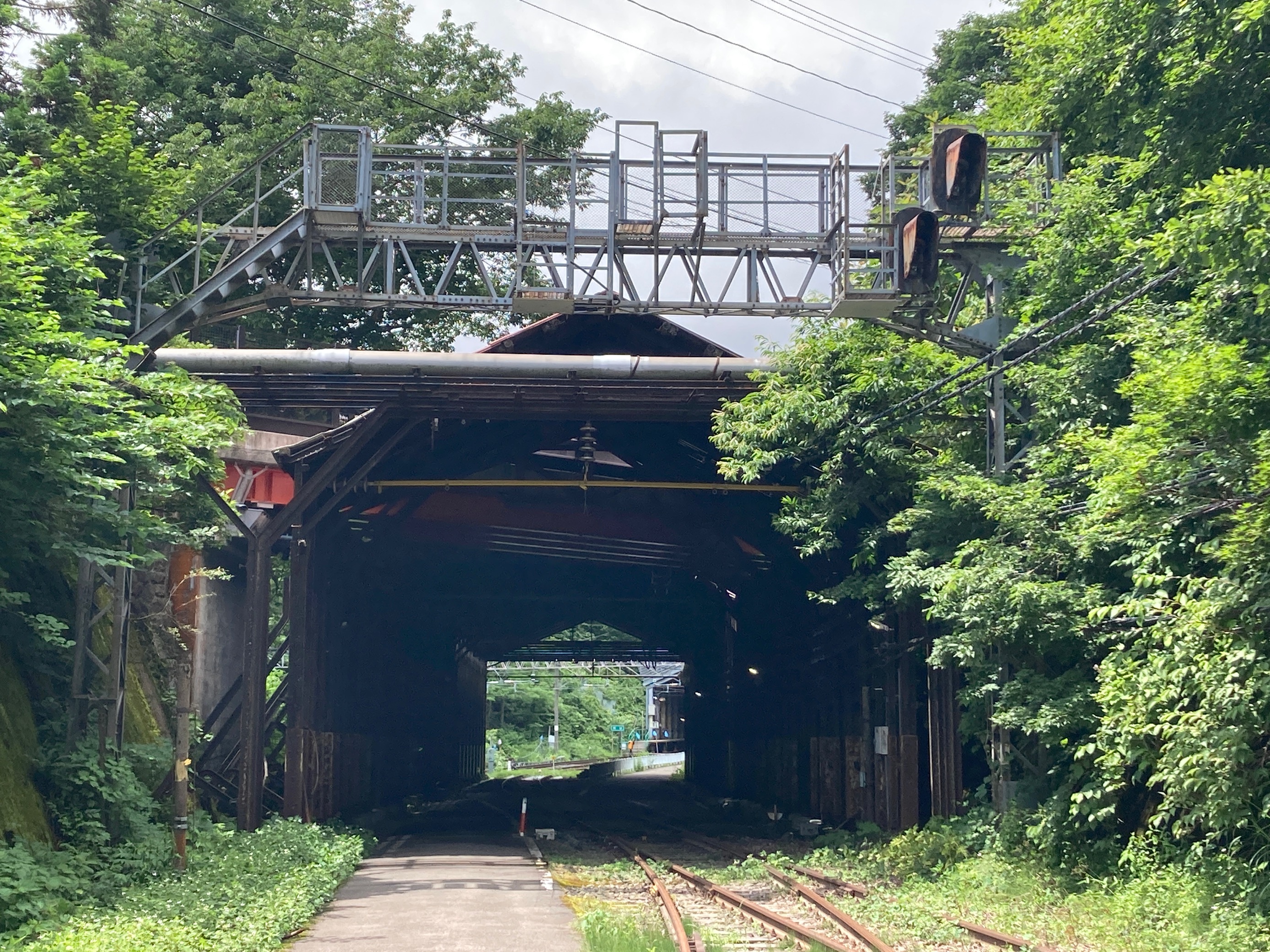 北陸鉄道石川線廃止区間 廃線跡と遺構 をサイクリング 鶴来駅遺構巡りと旅日誌