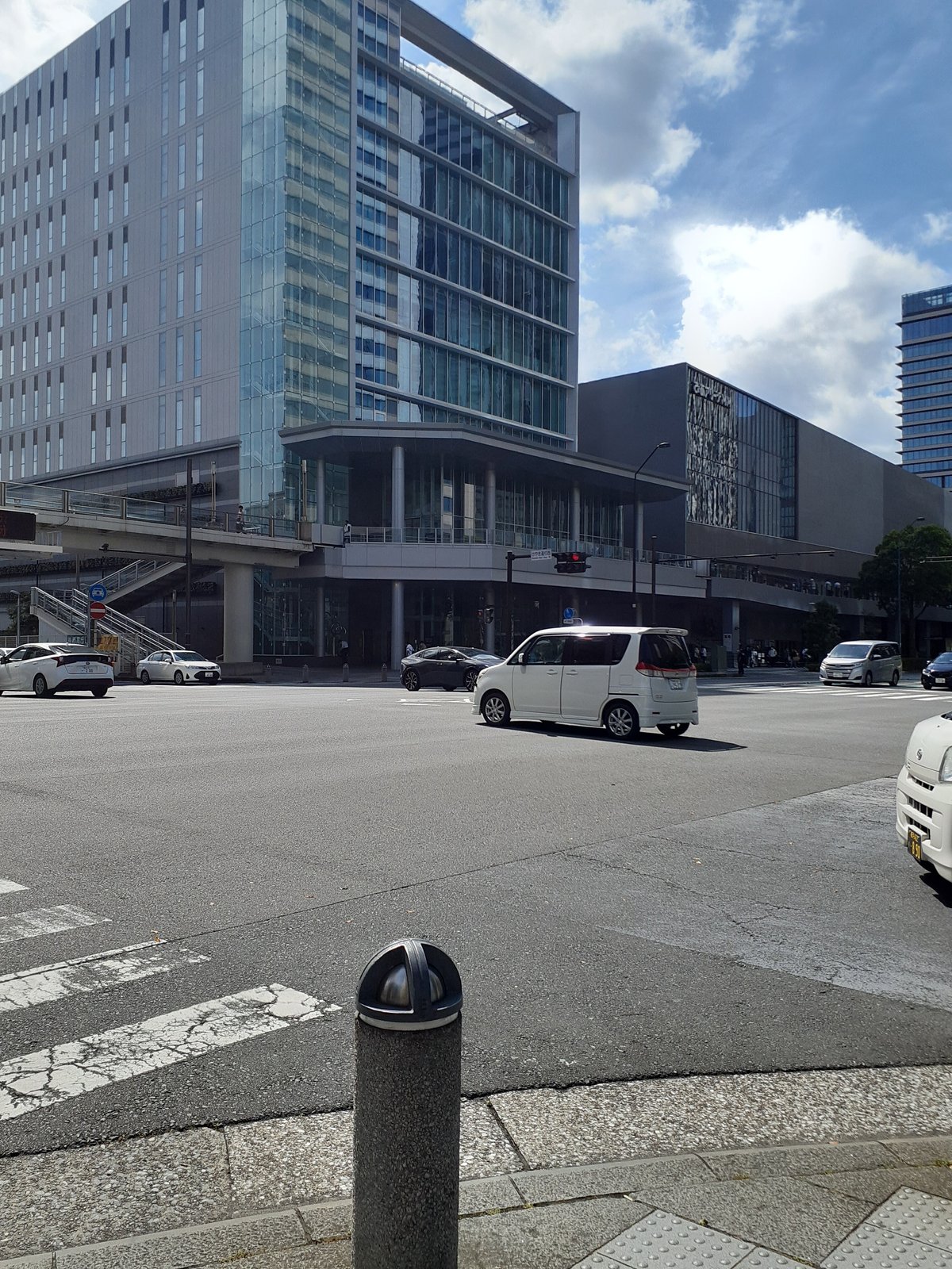 ぴあアリーナMM 最寄り駅 桜木町・みなとみらい からの行き方・バス停や周辺の様子ハマのくま横浜散歩
