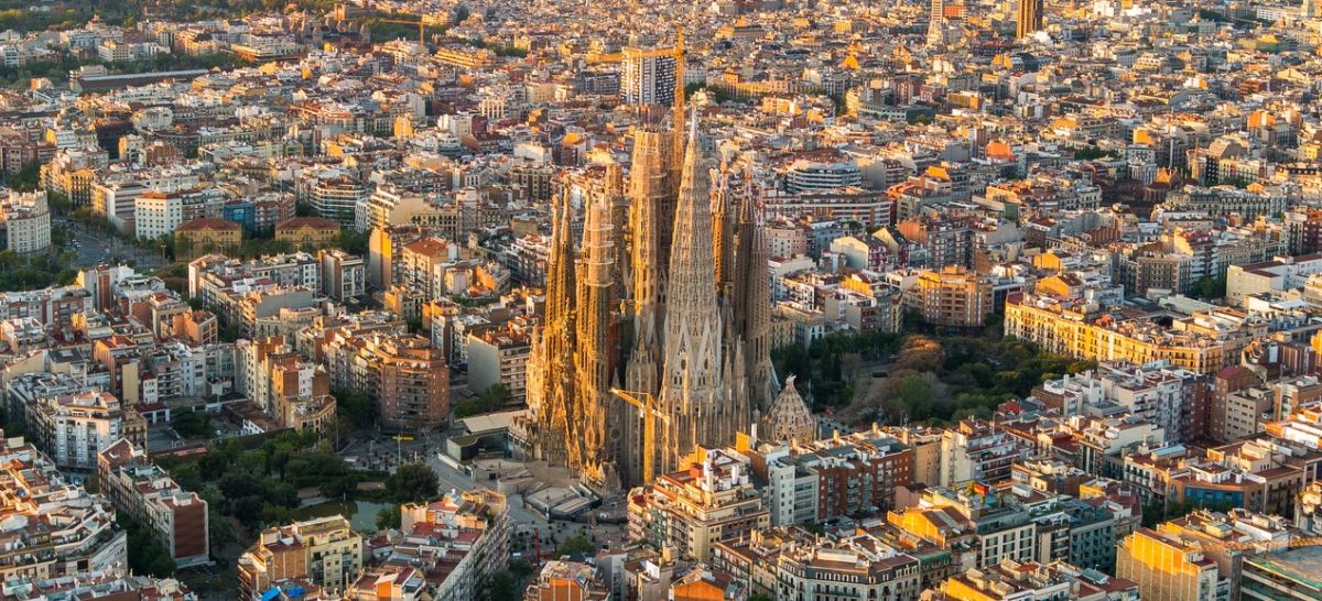 サグラダ・ファミリアの完成はいつ？世界遺産に登録された理由を紐解く