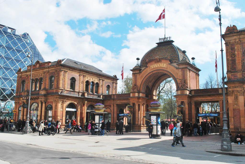 チボリ公園 - 地図、ガイドとゲームNavicup