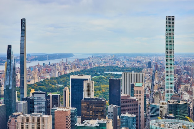 84,243 ニューヨーク ビル群