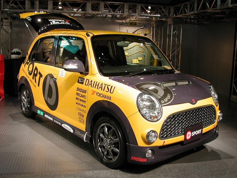 ダイハツ ミラジーノをアイシンクグリーンで刷毛塗り全塗装！ -