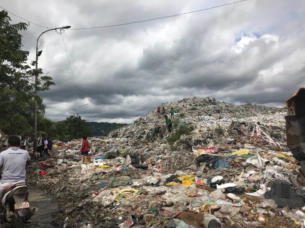 イナワヤン「ゴミ山」の今セブ国際ボランティア NPO法人 DAREDEMO HERO