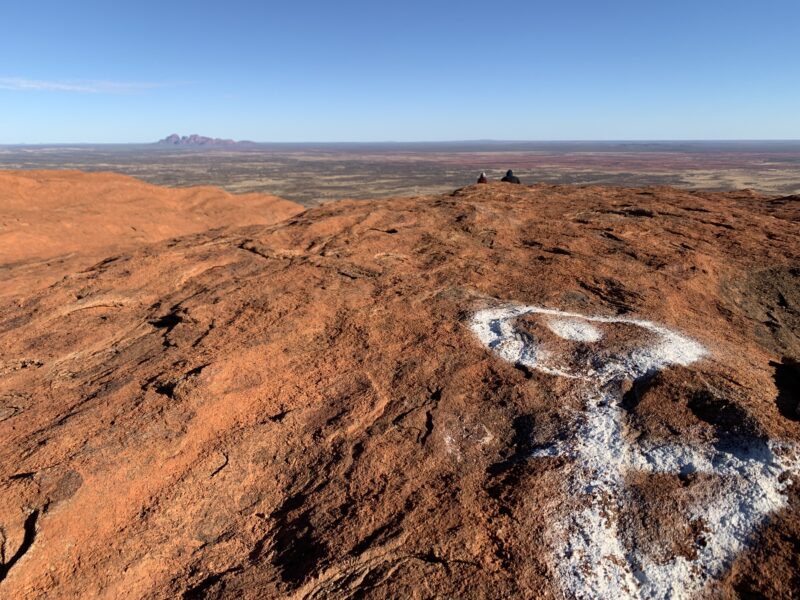 保存版 世界最大の一枚岩！マウント・オーガスタスへ行こう！夫婦で年収1000万を捨てて行く、世界一周２人旅 ＆移住ライフ