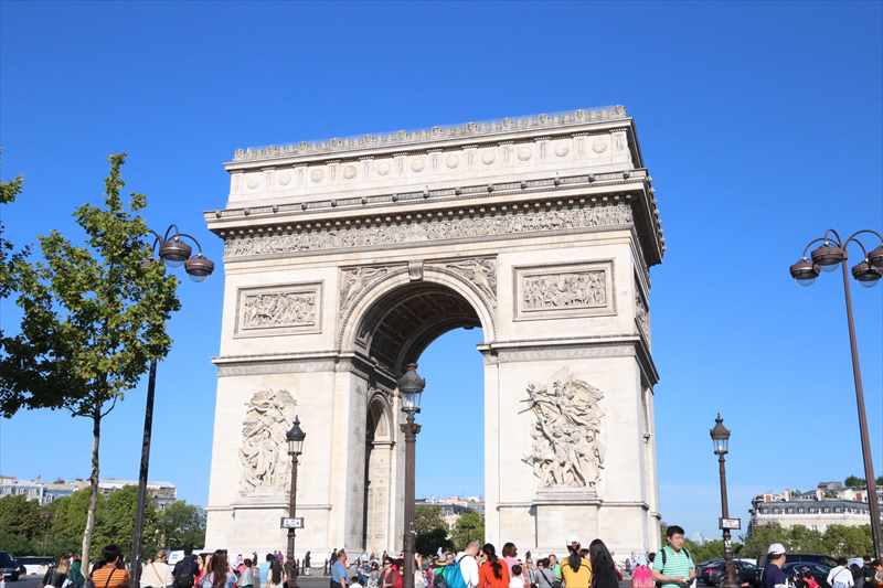 コラム 瀟洒なる世界 vol.1：パリの星・エトワール凱旋門 全3回Gate.