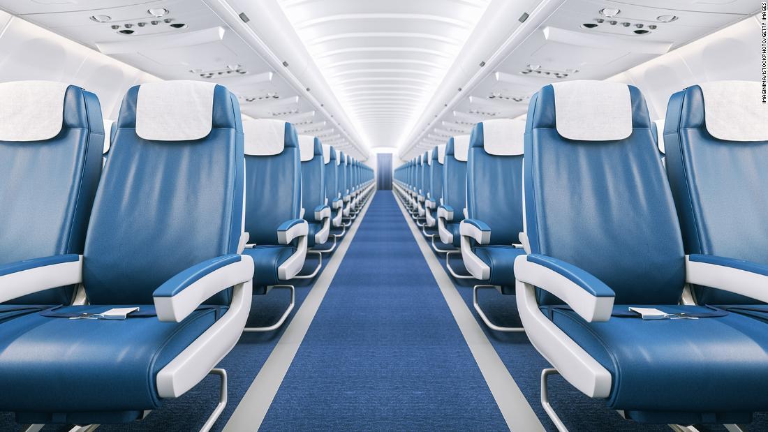 飛行機内の座席 02441000116 の写真・イラスト素材アマナイメージズ