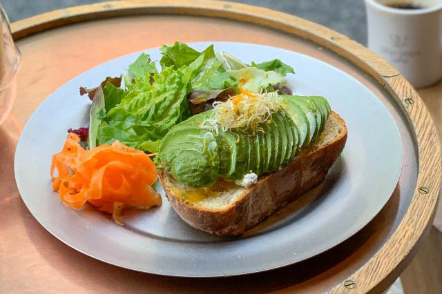 鳥羽シェフプレゼンツ！表参道「Hotel's」のご褒美モーニングで最高な1日のはじまりるるぶ&more