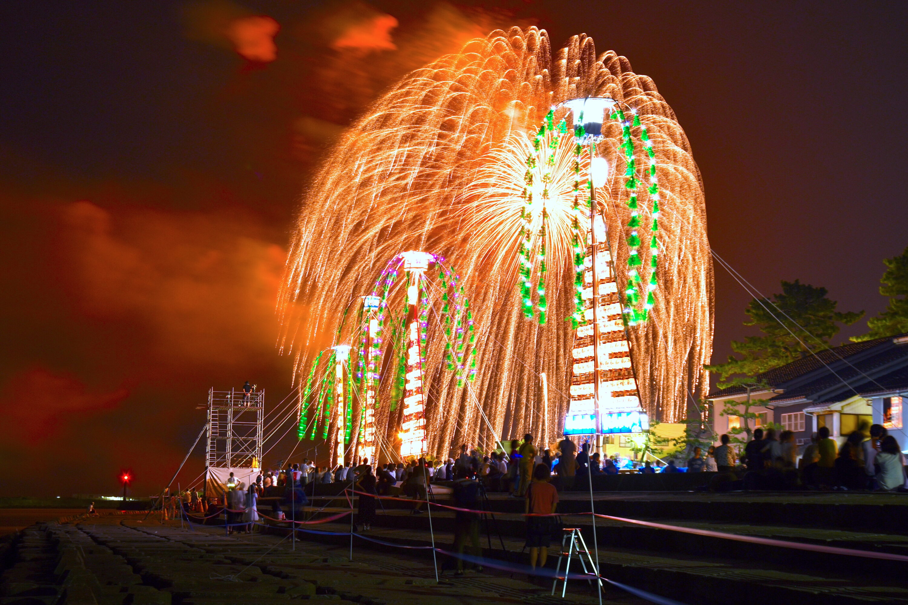 南房総市・岩井海岸で「岩井ビーチフェス2025」が8月5日午後4時から開催されます。ライブや盆踊り、花火など多彩な催しが行われ、荒天時は7日に延期されます。千葉房総半島南房総岩井海岸地域イベント