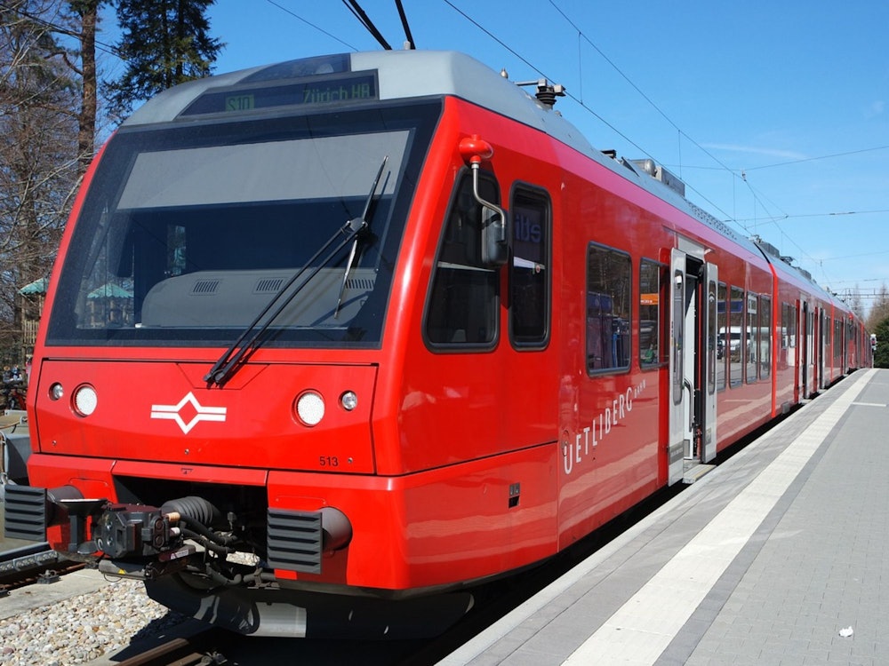 鉄道で行くスイスの山岳リゾート グリンデルワルト地球の歩き方