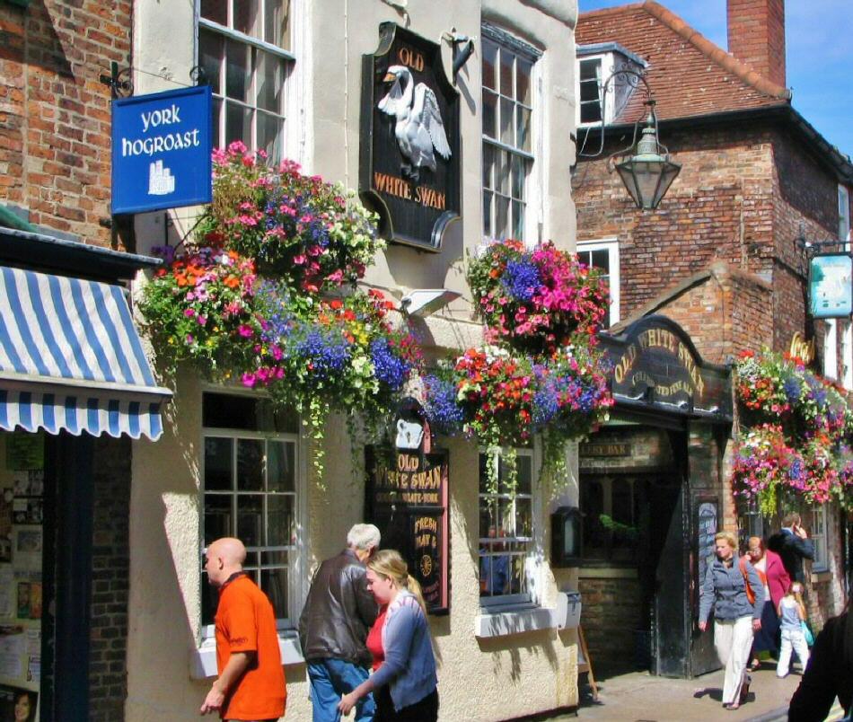 イングランド観光ガイド～定番人気スポットを参考に自分にピッタリの観光プランを立てよう！エクスペディア