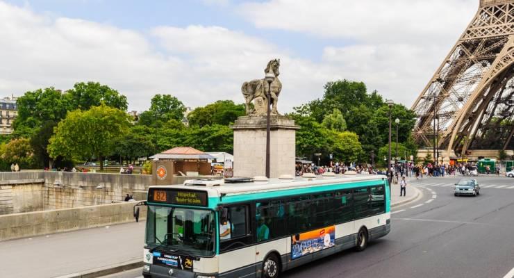 パリvlog🇫🇷 激混み！ロワシーバスとパリの公共交通機関の乗り方 Navigo Easyカードは不要！スマホで完結！交通カードやアプリは？電車、地下鉄、バスのチケットの買い方パリ旅行