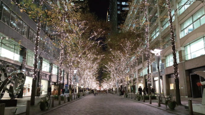 東京・丸の内のクリスマスイルミネーションが開催中！音と光で感動の時間を じゃらんニュース