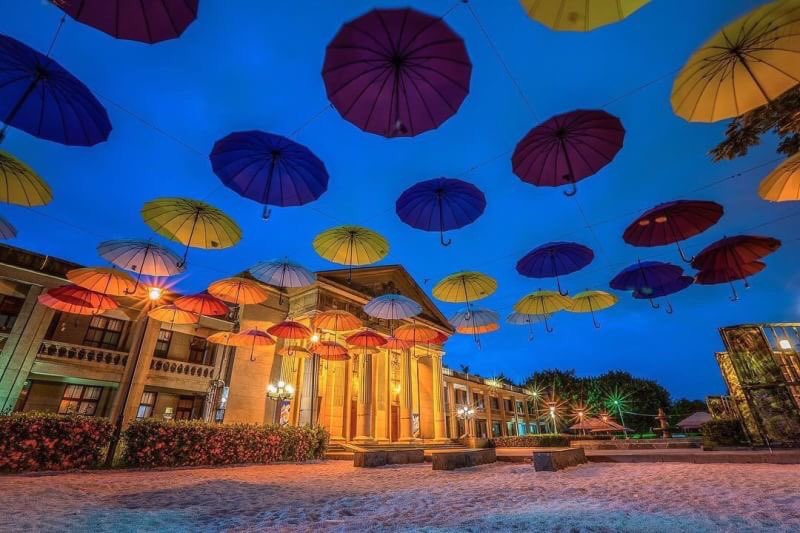 台湾 レトロな街並み×高台からの絶景！九份見どころまとめるるぶ&more