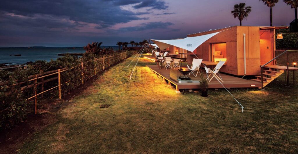 リッチな雰囲気を楽しめる！夏のグランピングメンズファッションのコツ