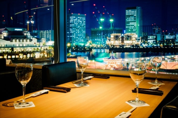 みなとみらいへデートなら。「横浜赤レンガ倉庫」の『Red Brick JOURNEY』で、世界のグルメを堪能っ♡MORE