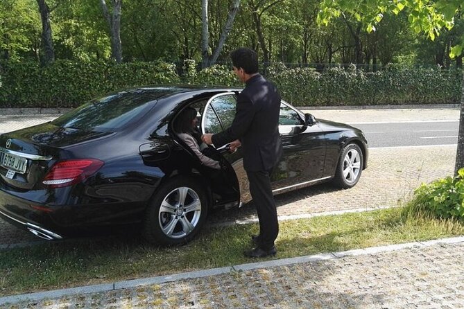 ビルバオ空港から市内への移動方法を解説。バスの降車ポイントなども併せて説明。 - basqwalk