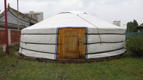 モンゴル遊牧民の住まい「ゲル」がグランピングテントになって上陸！TABI LABO