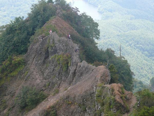 戸隠山 蟻の門渡り 登山