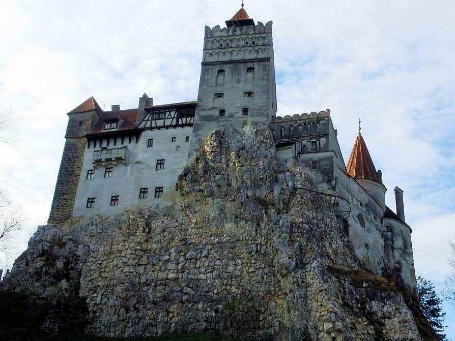 ルーマニアの吸血鬼ドラキュラの城・ブラン城に行ってはいけない理由。Ça voir! －さぼわーる－