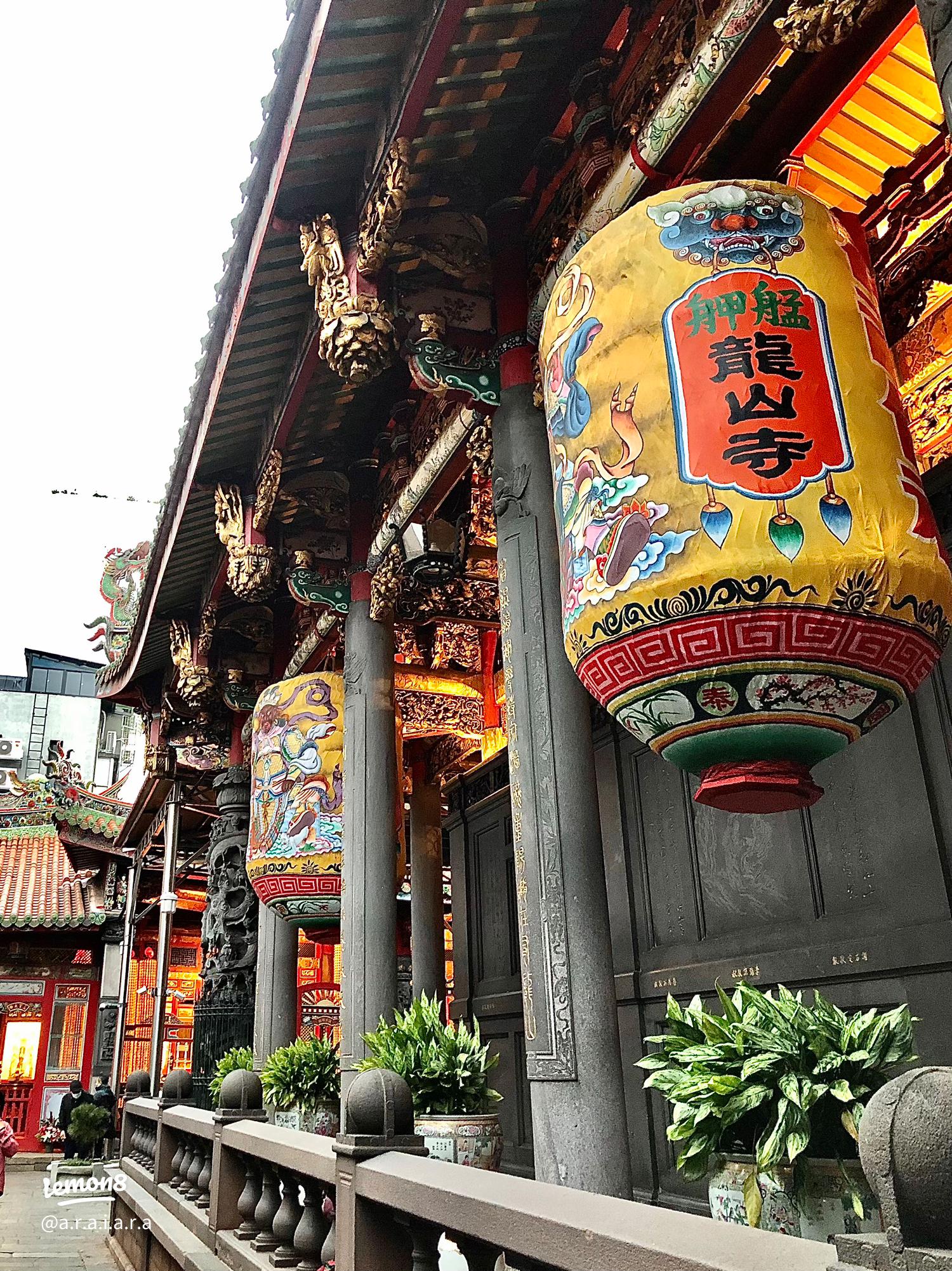 艋舺龍山寺台北観光サイト