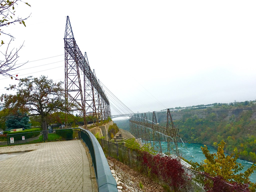 カナダ旅行記ナイアガラの滝とケベック滞在 カナダ・VIA鉄道の旅