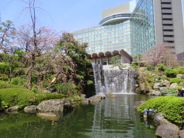 東京 無料で入園できる！ホテルの日本庭園で優雅なひとときホリデーノート