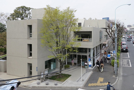 sho_kenchikushi ←建築業界に興味を持った方へ 正直に言うと派手さがないヒルサイドテラス。 僕も学生時代に訪れた時は、ヒルサイドテラスの何がすごいのか？どんな点が評価されているのか？わかりませんでした。だからこのヒルサイドテラスを取り上げようと思った時に