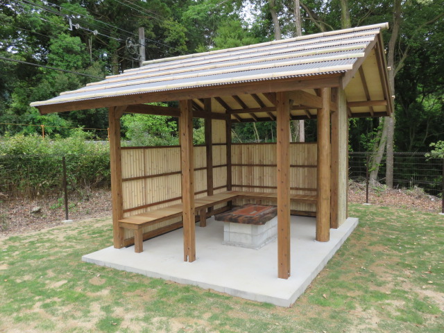 大きな屋根のBBQハウス - SUWA