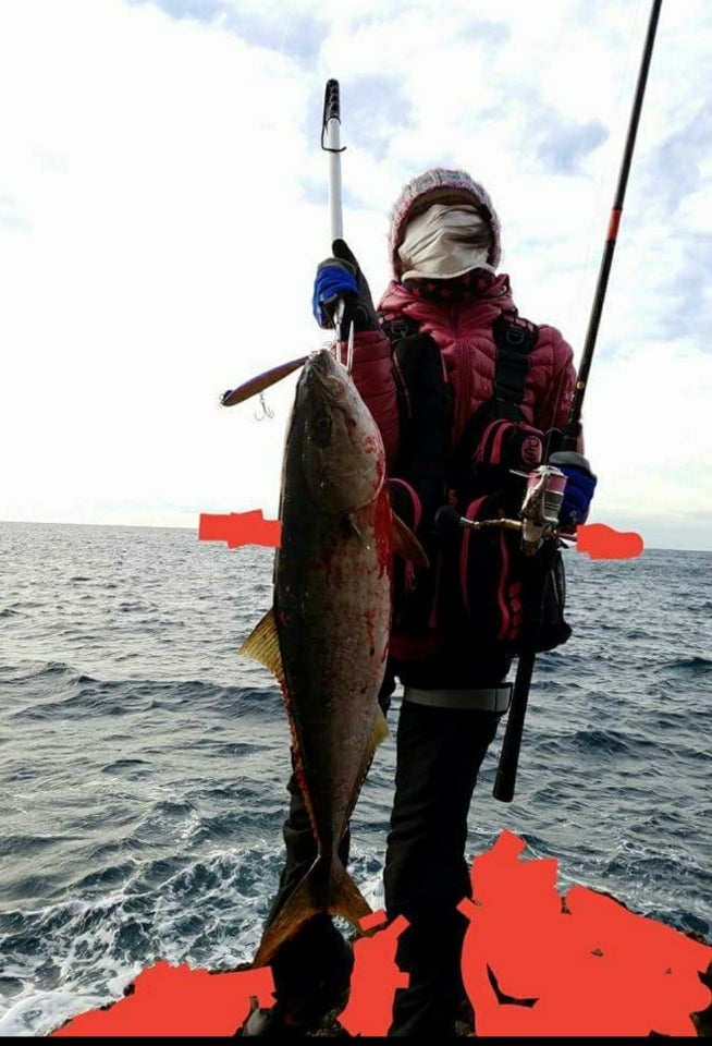 青物ルアー 早い者勝ち☆平政☆マグロ☆釣り引退☆トッププラグ南伊豆沖磯の青物。激流を撃投ストライクでOWNER MOVIEownermovie